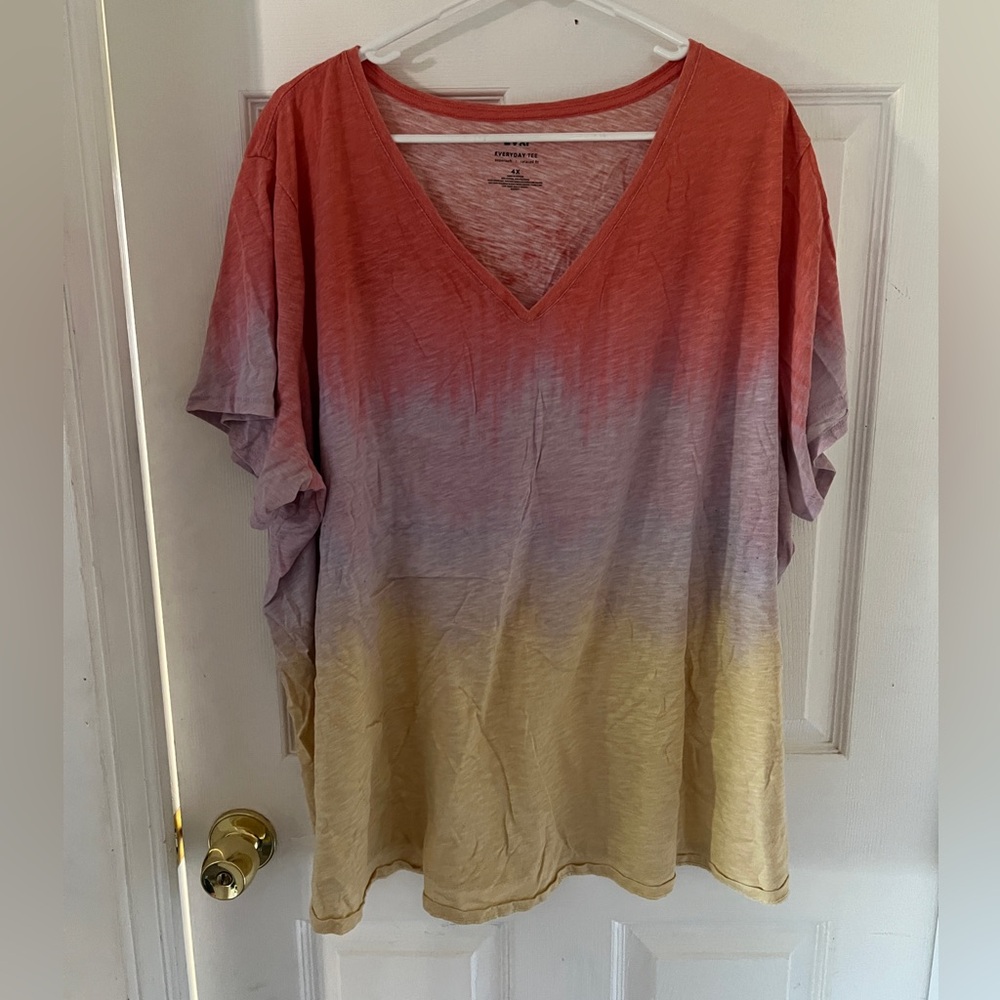 Evri t-shirt. multi colored. 4x